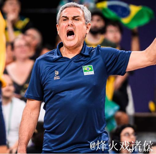 吉马良斯:我真的非常生气,这场比赛完全是一团糟 吉马良斯:我真的非常生气,这场比赛完全是一团糟